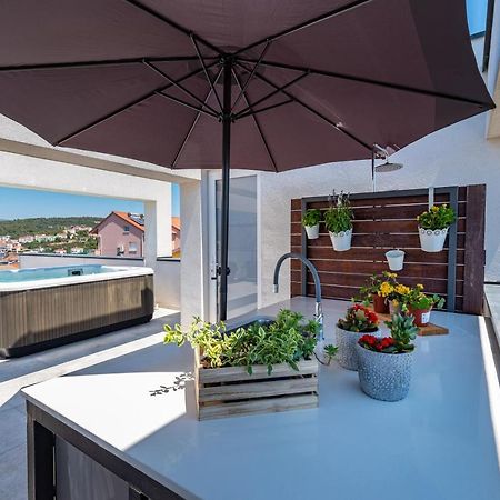 Rooftop Spa Apartment Trogir Luaran gambar