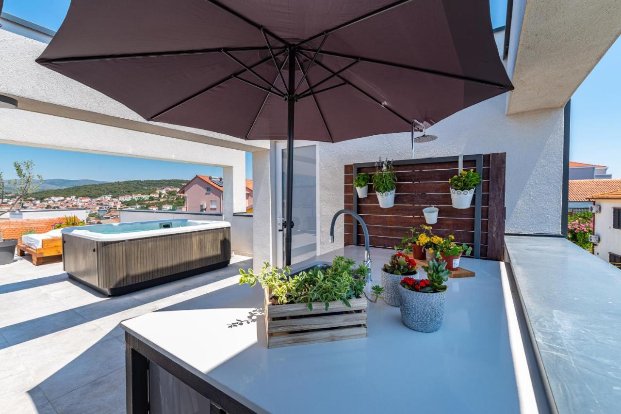 Rooftop Spa Apartment Trogir Luaran gambar
