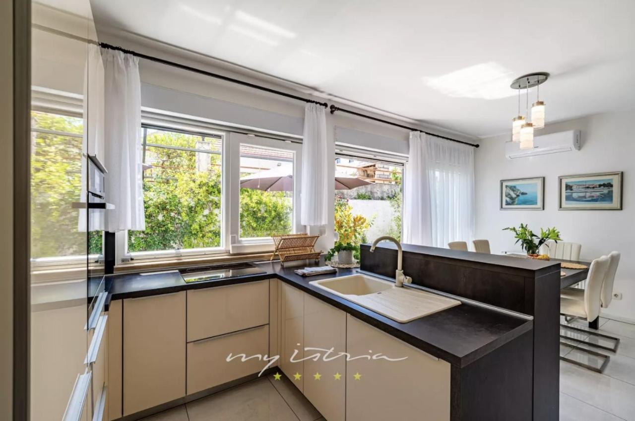 Rooftop Spa Apartment Trogir Luaran gambar